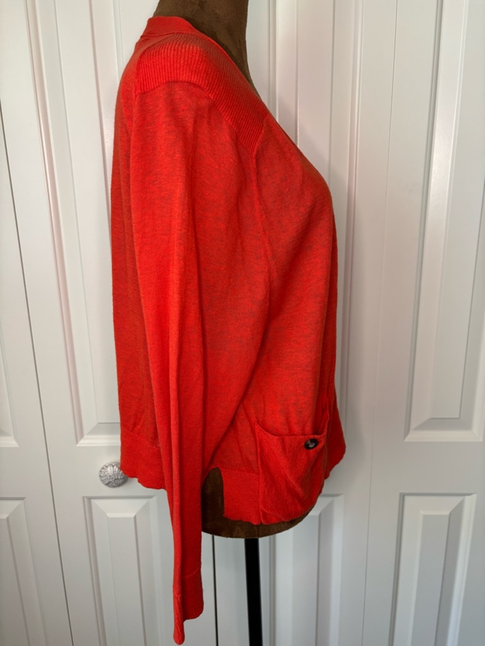 Anthropologie Moth Red V-Neck Button Front Lightweight Cardigan, Medium - Picture 4 of 11